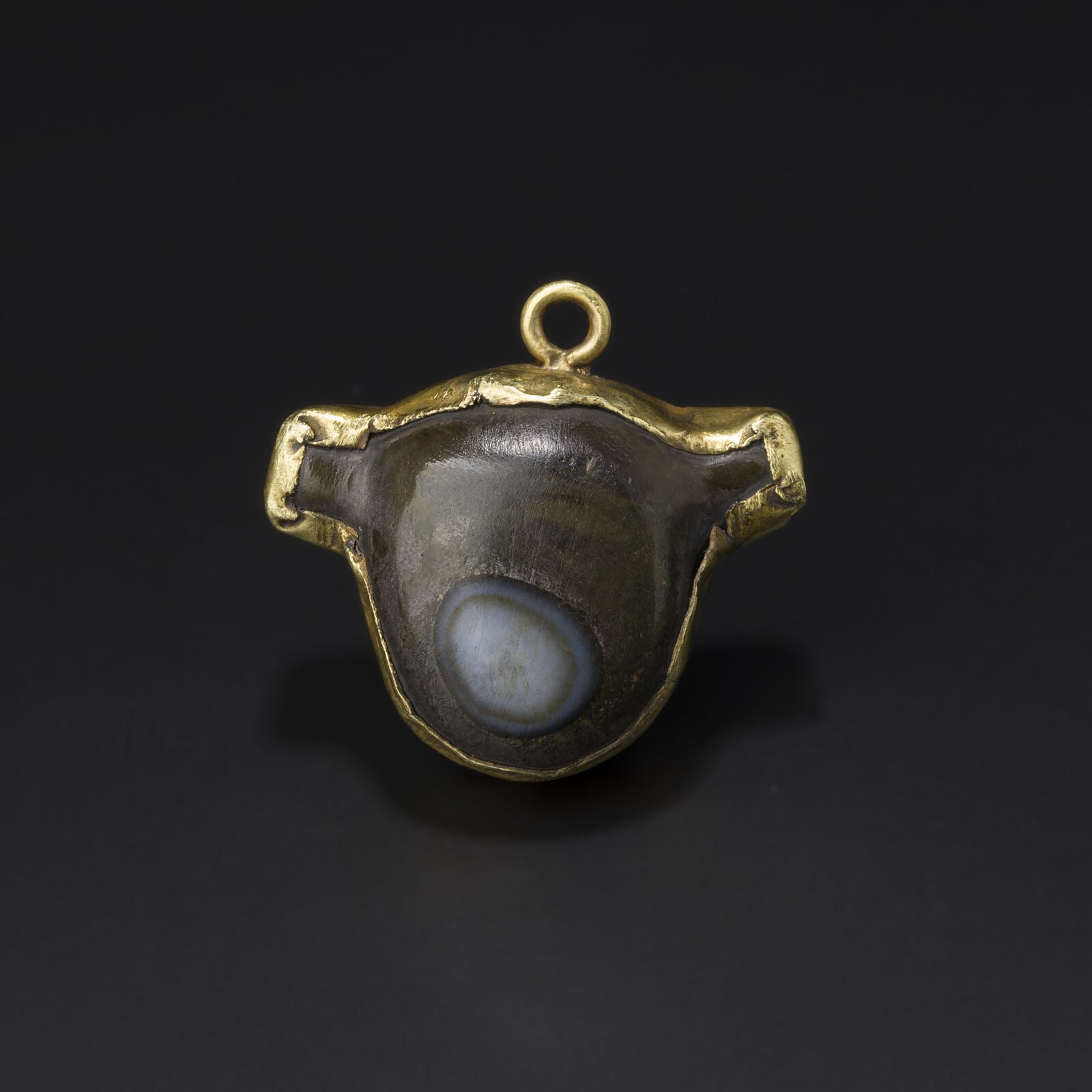 Eye Bead Pendant in a Gold Mount