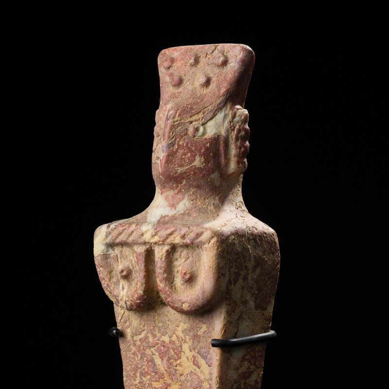 Pillar Figure with a Tall Headdress